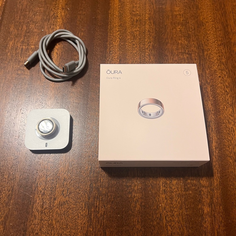 Oura Ring Gen 4 size 5 Rose Gold